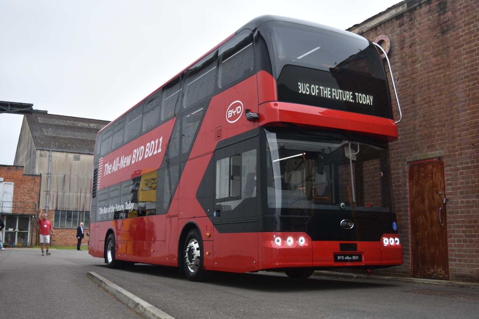 BYD nhắm đến việc thay thế Routemaster (xe buýt truyền thống) bằng xe buýt điện ở London với dòng xe có tầm hoạt động hơn 400 dặm 